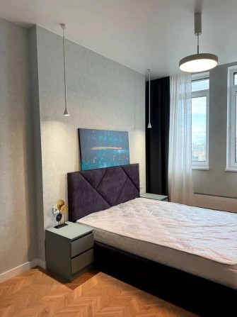 2к 60м2 Берестейський прт КПІ Manhattan Victory V Smart Plaza Camerton - фото 1