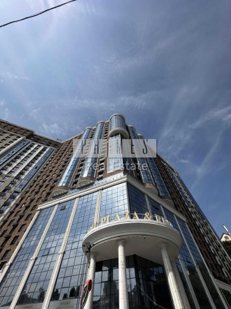 Продажа 3к квартиры 108м2, ЖК Podil Plaza  Residence, ул. Глубочицкая - фото 1