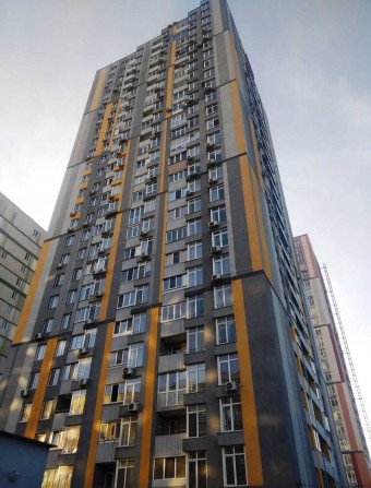 Академмістечко, ЖК Грюнвальд, велика 1-к кв., ремонт, без комісії - фото 1