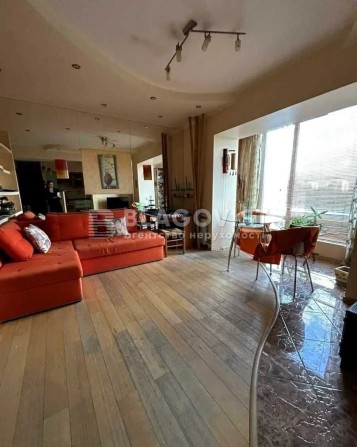 Продаж гарної квартири навпроти парку, метро Святошин,Житомирська - фото 1