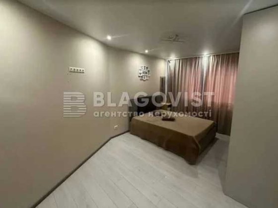 Продаж 1-кімнатної квартири Відрадний просп., 2 Київ