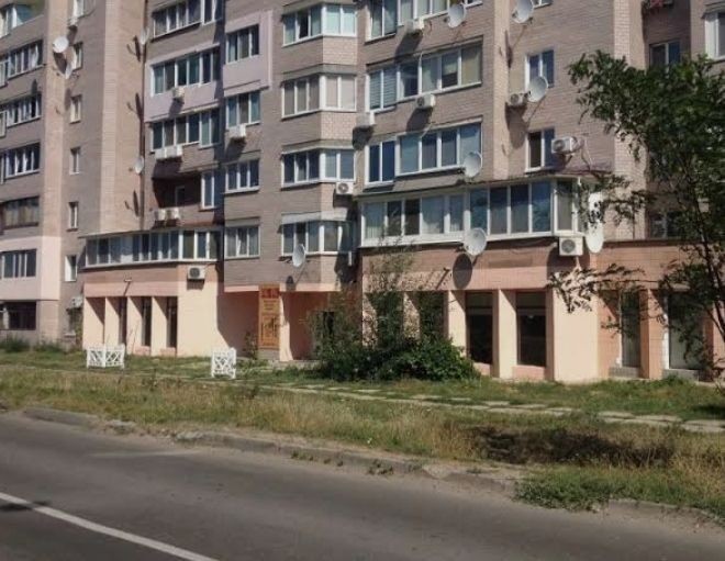 Кирпичный дом ОСББ чистота порядок охрана мебель техника сауна своя - фото 1