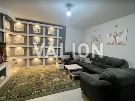 Продаж ексклюзивної 2-х рівневої 5-к просторої квартири  на Подолі Київ