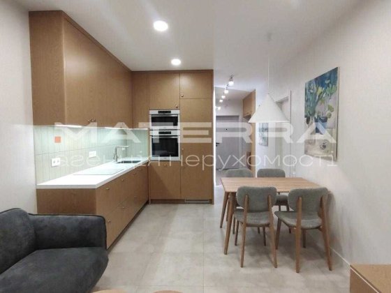 Продаж 1-кімнатної квартири з дизайнерським ремонтом у ЖК City Hub Київ