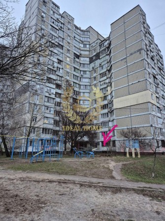 Продається 3-кімнатна квартира вул. Підлісна, м. Академмістечко - фото 1