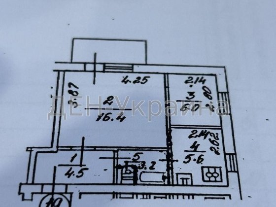 Недорогая двухкомнатная в экологически чистом месте Киев