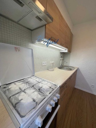 Продаж 1-к кваpтири з новим ремонтом на Солом'янці - фото 1