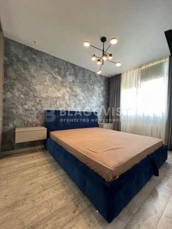 Продам 2-кімнатну, дизайнерський ремонт, Ризька 73г, ЖК Сирецький Бояр - фото 1