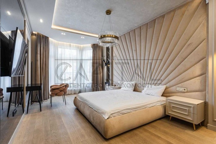 Продаж унікальної 3к квартири на Воздвиженці! - фото 1