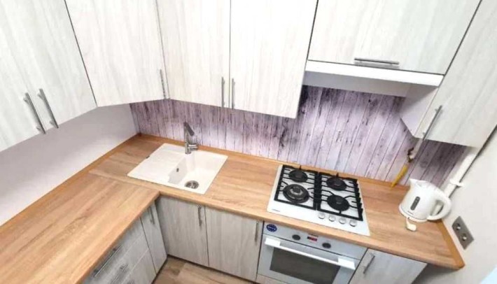 Світла 1-кімнатна по вул. Генерала Геннадія Воробйова - фото 1