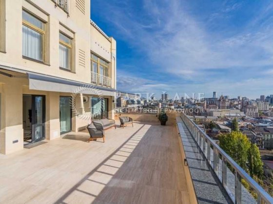 Володимирська 49а - Вишуканий ремонт та панорамна тераса Киев