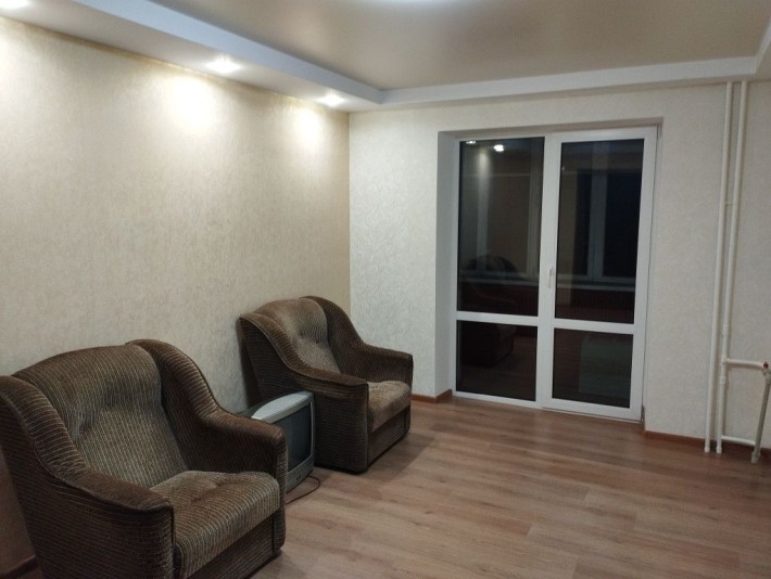 Продаж,3-х кім.вул.Зодчих 38, Без Комиссии , євроремонт,,72000$ - фото 1