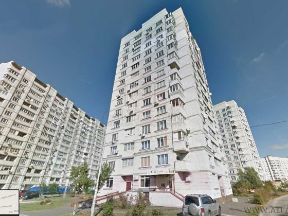 До метро  Академ -  10 хв, пішки! 68кв.м Київ