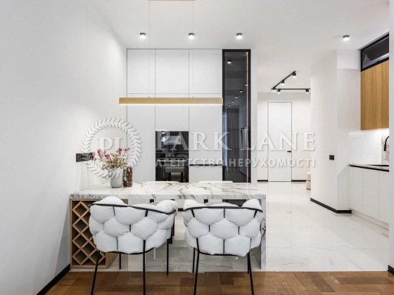 Продам 3 кімн новий ремонт ЖК Ярославів Град Центр Золоті Ворота Киев