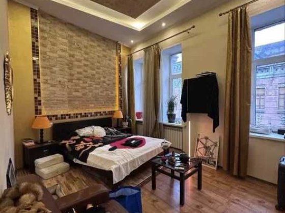 Продаж 1-к Квартири вул.Рейтарська 25 Історичний Центр Золоті Ворота Київ