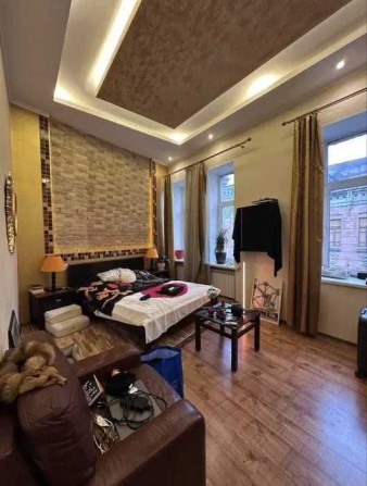 Продаж 1-к Квартири вул.Рейтарська 25 Історичний Центр Золоті Ворота - фото 1