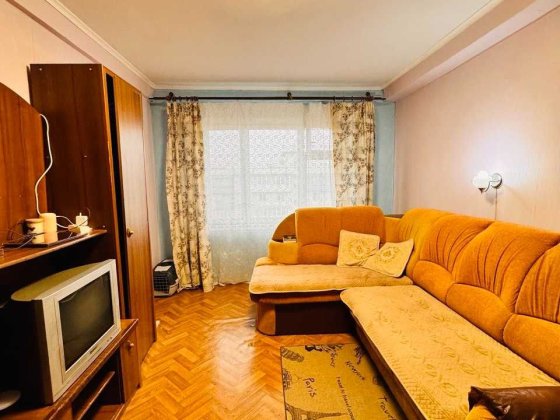 Продаж 2 кімн з ремонтом Жуля ВЕрна 13а , Є- Відновлення Київ