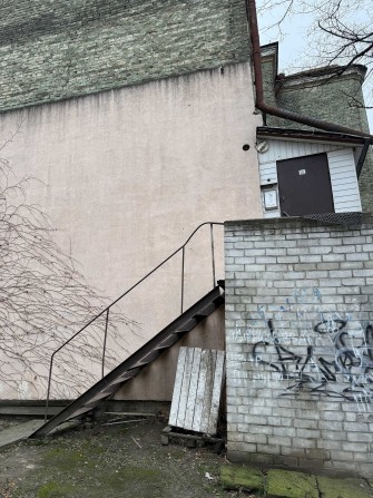 Терміново Продаж квартири Дмитрівська 23Б біля цирку та метро - фото 1