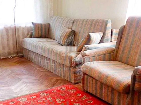 Продається затишна 1-кімнатна квартира біля метро Дорогожичі Київ