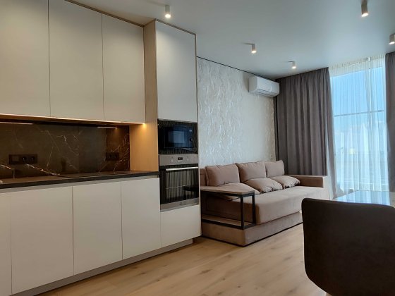 ЖК Варшавський 3,  Право власності. Київ