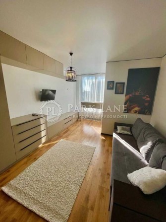 Продаж Кадетський Гай 10 Медовий Вокзальна Севастопольська площа - фото 1