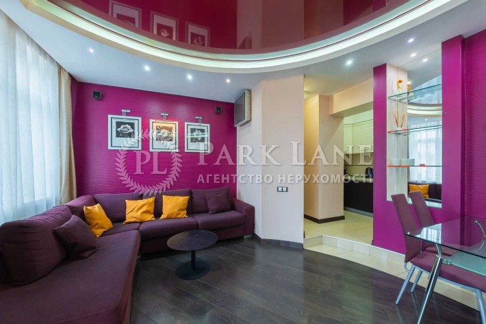 В.Васильківська 20, центр, 2 кім. 145000у.е, Хрещатик - фото 1