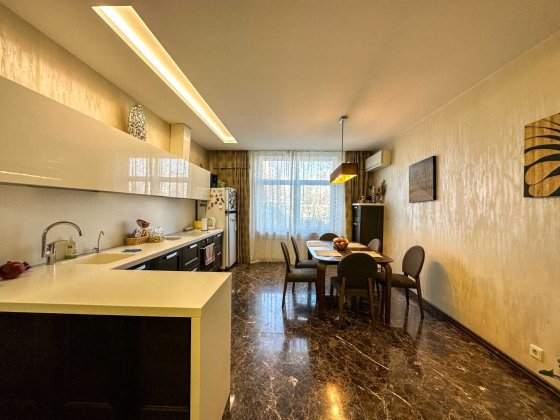 Продажа 3к квартиры 100м2 в ЖК Времена Года, Кудряшова, Шаповала Киев