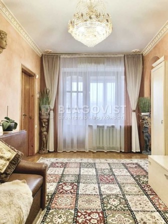 Продаж 2К квартири ст.м.Вокзальна,  Соломянська площа - фото 1