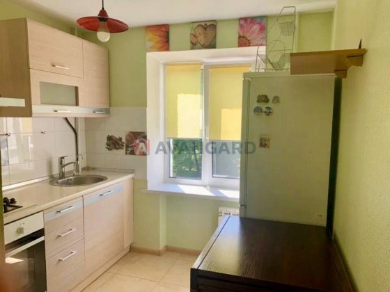 Продається 2-кімнатна квартира вул. Академіка Шалімова 5а Киев