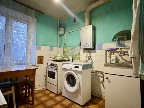 Олександрівська cлобідка, вул. Преображенська, буд.37. Київ