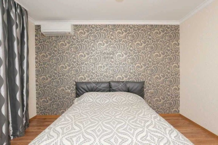 Продаж 2к квартири вул В. Наумовича 6 ЖК Озерний метро Академмістечко - фото 1