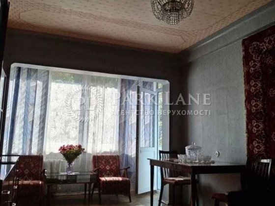 2кімнатна квартира біля метро метро КПІ Киев