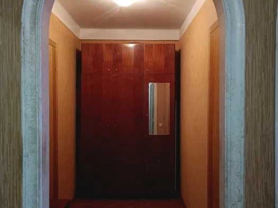 Продам 2к квартиру Святошинський П,Курінного 5 Київ