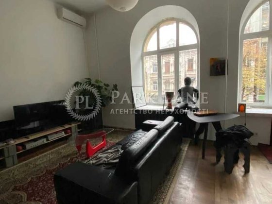 1к центр Львівська площа Золоті ворота Січових Стрільців (Артема) 12 Киев