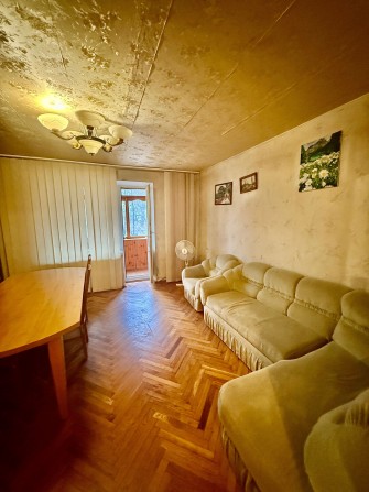 Продаж великої 4 кімнатної квартири - фото 1