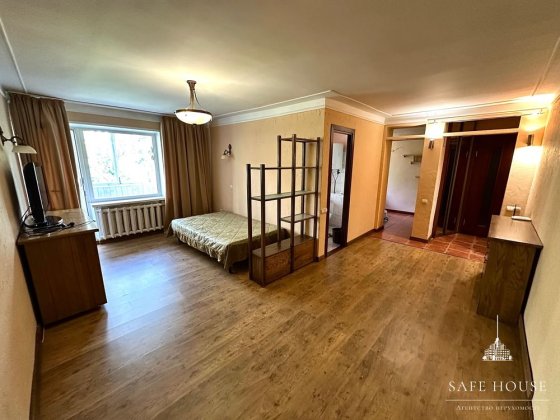 Продається  1-кімнатна квартира з дуже крутим плануванням Київ