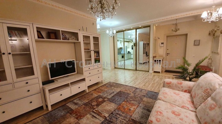 Двокімнатна облаштована квартира на пр. Лобановського, 4Б - фото 1