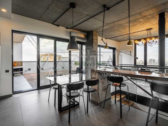 Унікальна квартира з терасою у стилі industrial loft Киев