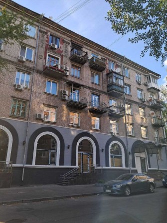 Продаж 3-х кімнатної сталінки  73м2 Білоруська 32 метро Лук'янівська - фото 1