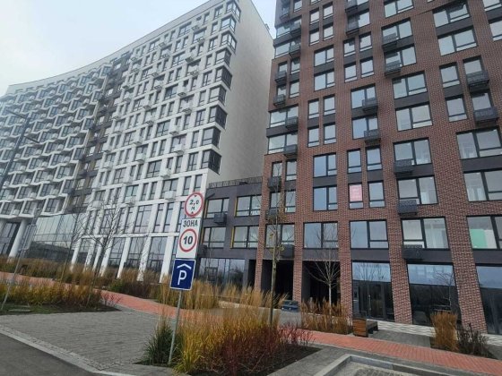 Лаки Ленд,Lucky Land, Лавина,Академгородок, Берковецкая 4Д Київ