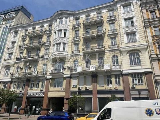 Історичний центр купити Хмельницького Богдана 32 Київ