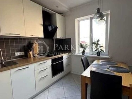 Продаж 3к квартири з ремонтом Котарбінського 17 поруч стадіон Старт Киев