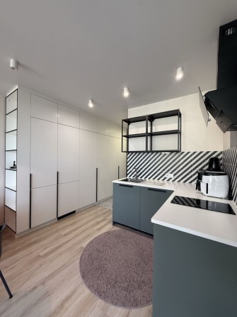 1 к квартира з новим ремонтом . Київ ЖК Медовий Соломʼянський район - фото 1