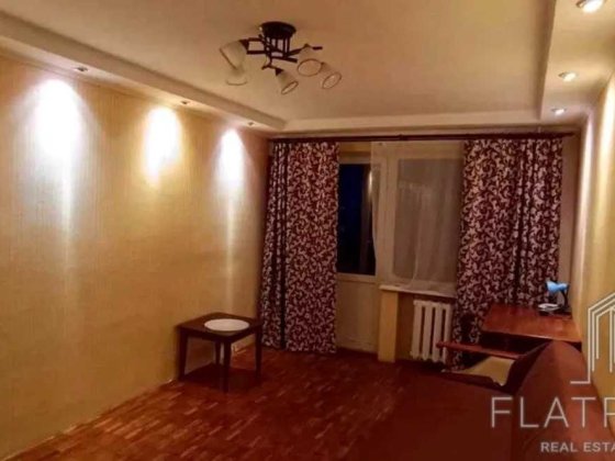 Продається 2-кімнатна квартира по вул. Новопольова 101-А Киев