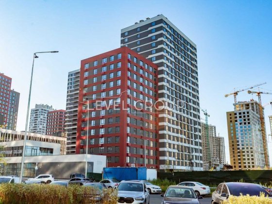 Варшавський 3, 1-кімнатна без ремонта, перепоступка Киев