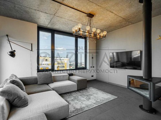 Продаж квартири 3 кімнати | тераса 60 м² | дизайнерський ремонт Солома Киев