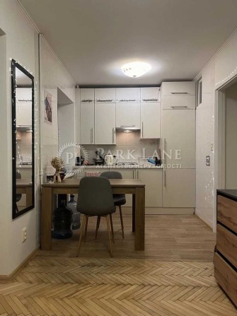 Продаж 1к квартири метро КПІ 500 м Тбіліський пров 10 - фото 1