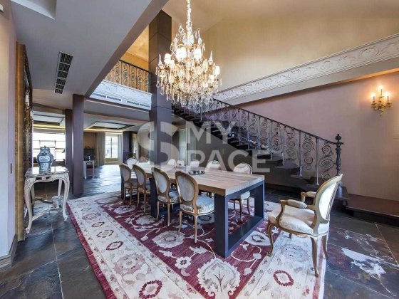 ТОРГ Вид на Пейзажну алею, Велика Житомирська 8а/ Андріївський узвіз Киев