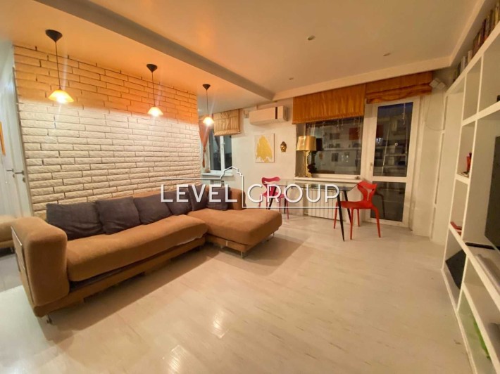 Продаж 2к квартири Академіка Шалімова вул, Солом'янський - фото 1