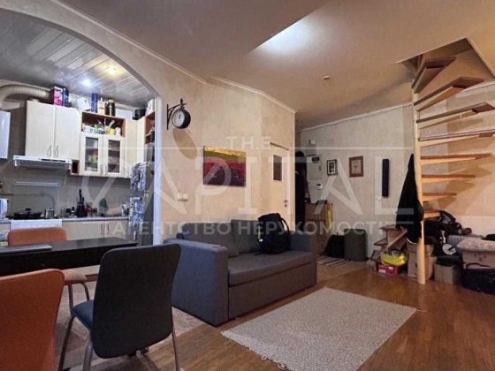 Продажа 2к 60м Исторический Центр ул. Гоголевская два уровня мансарда Киев